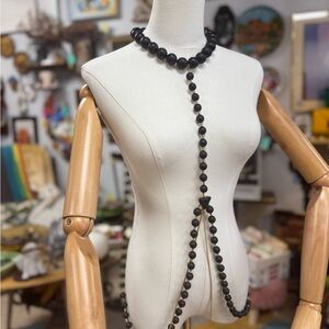 Elegant Black Beaded Necklace